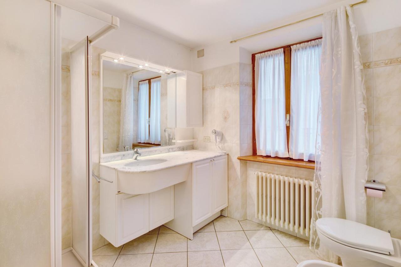 A Due Passi Valdidentro Apartment Isolaccia Luaran gambar