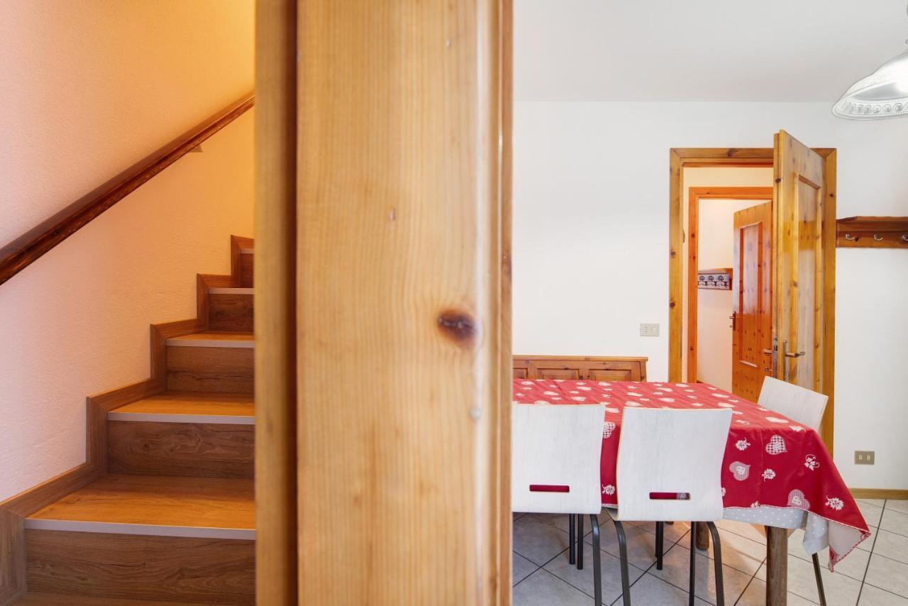 A Due Passi Valdidentro Apartment Isolaccia Luaran gambar