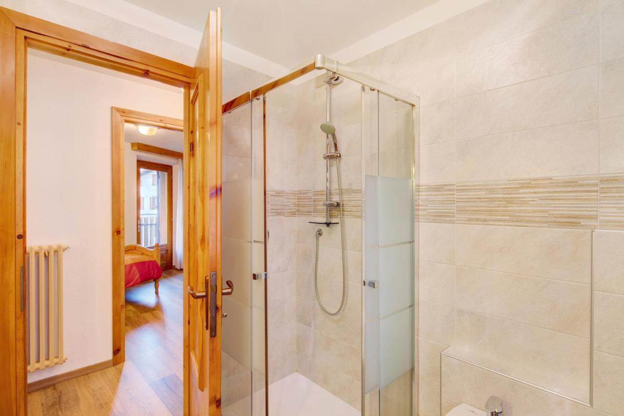 A Due Passi Valdidentro Apartment Isolaccia Luaran gambar
