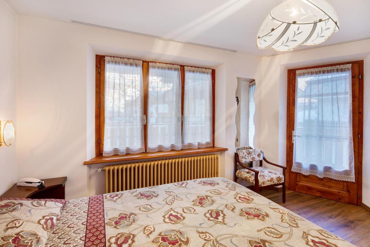 A Due Passi Valdidentro Apartment Isolaccia Luaran gambar