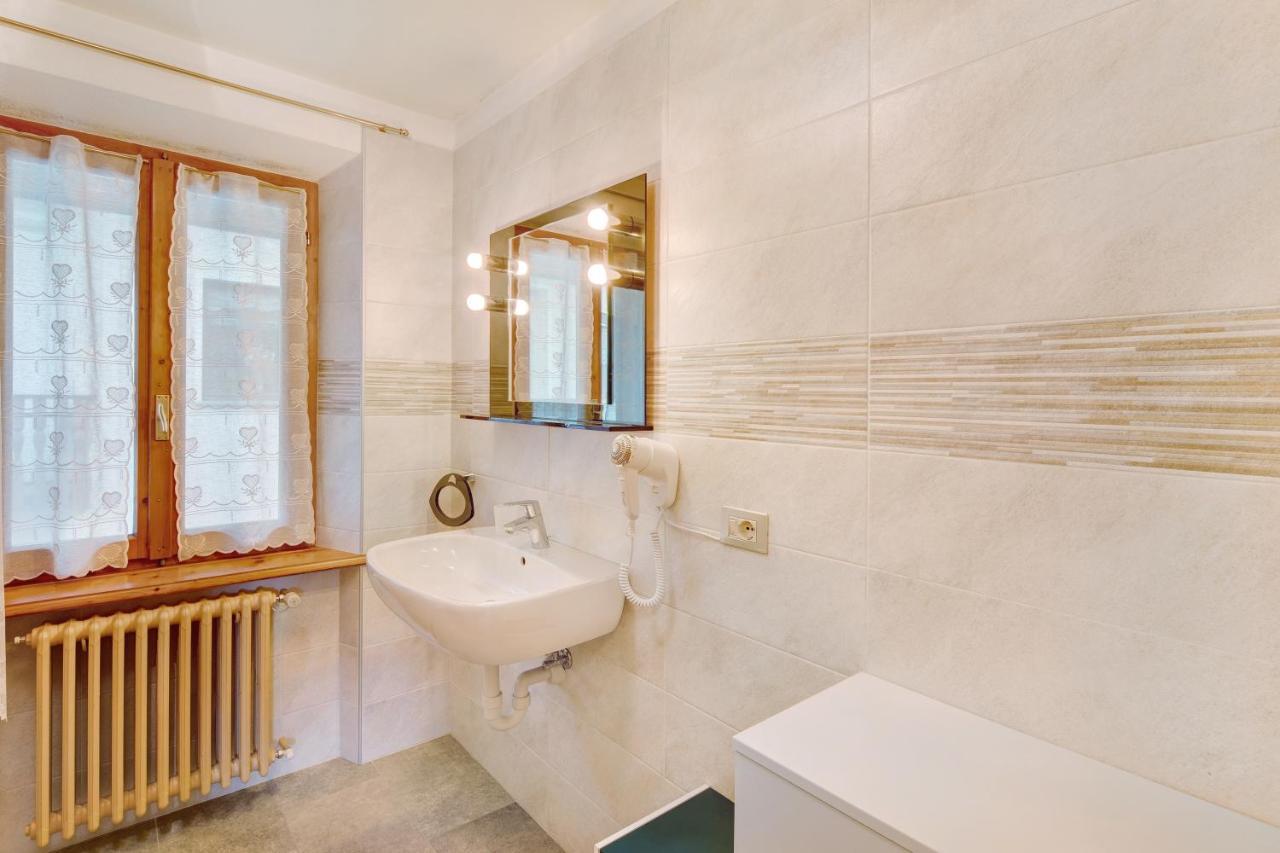 A Due Passi Valdidentro Apartment Isolaccia Luaran gambar